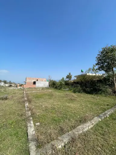 Scenic Plotted Land in LakkadGhat